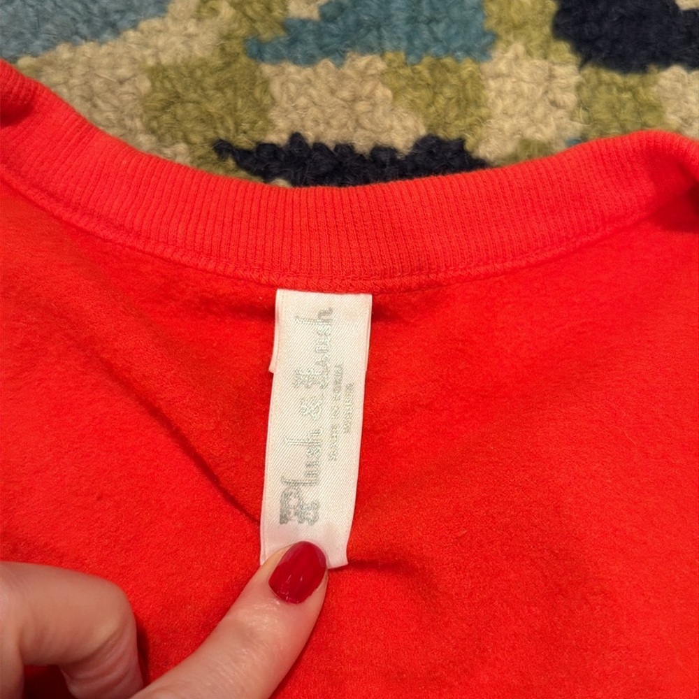 Red sweatshirt - Picture 2 of 4